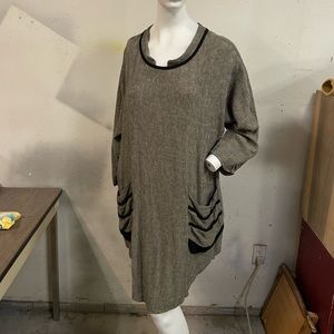 Khangura pocket dress.